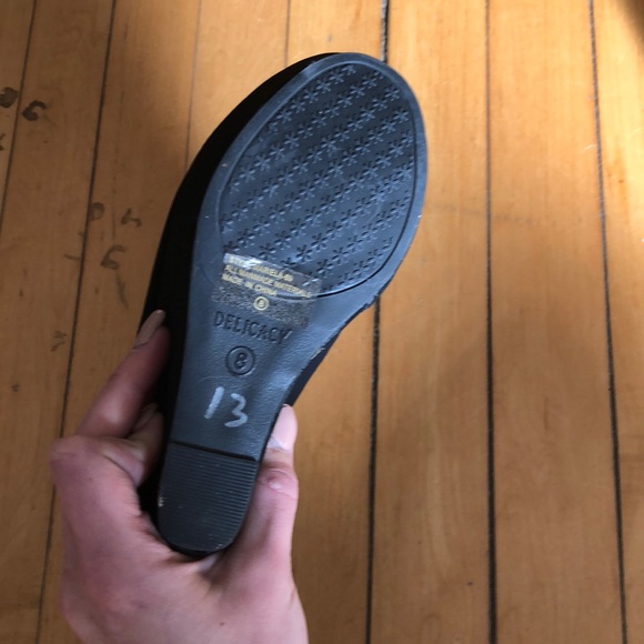 Heels - Picture 3 of 5